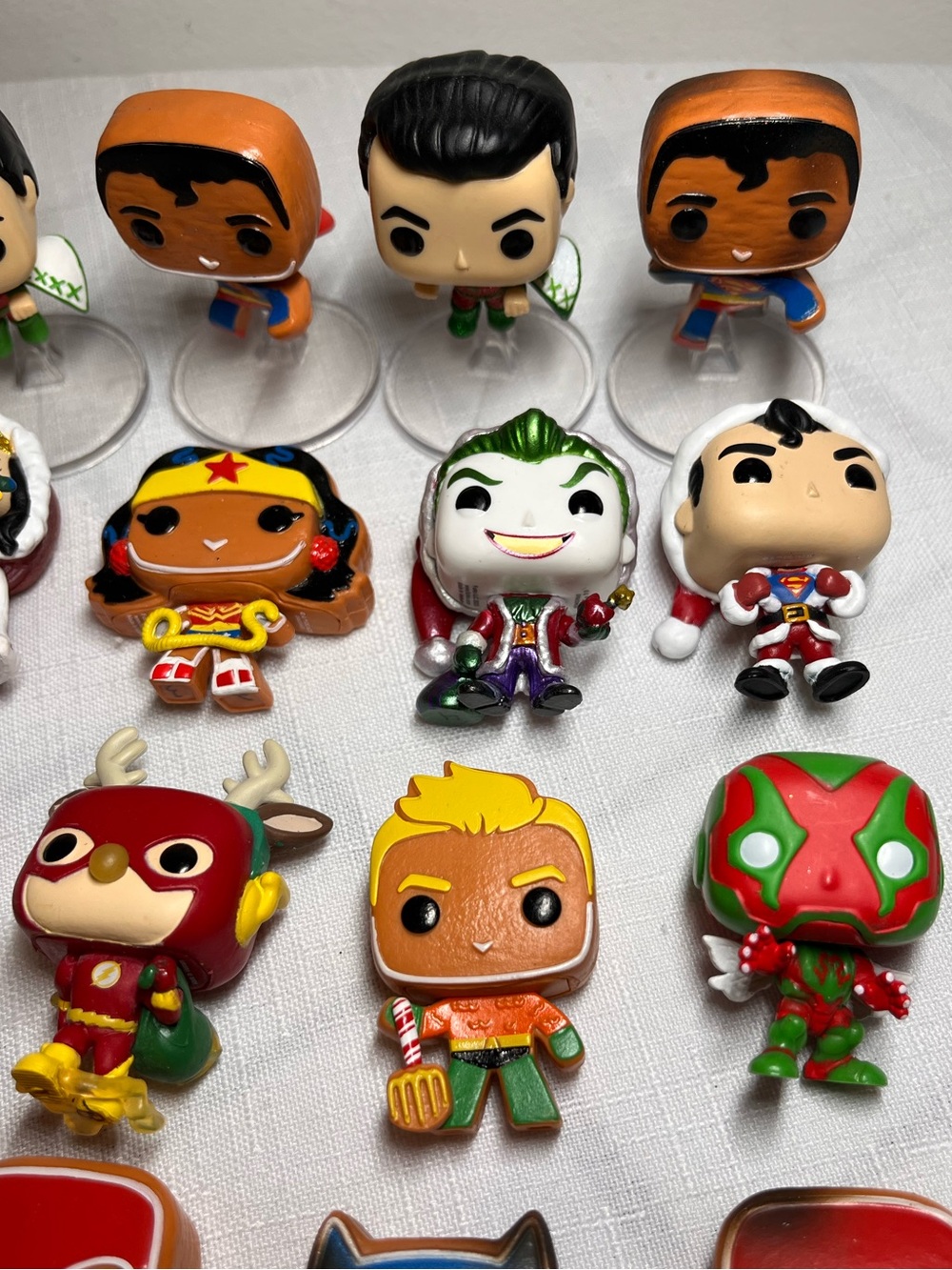 Funko DC & Holiday Mini Figure Lot
2023 DC Super Heroes
Collectible - Picture 11 of 11